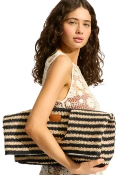 Raffia Stripe Basket Bag